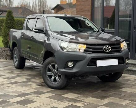 Серый Тойота Хайлюкс, объемом двигателя 2.39 л и пробегом 377 тыс. км за 21700 $, фото 1 на Automoto.ua