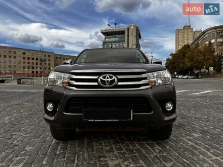 Тойота Хайлюкс 2018 у Харкові на Automoto.ua Сірий Тойота Хайлюкс, об'ємом двигуна 2.4 л та пробігом 104 тис. км за 33900 $, фото 1 на Automoto.ua