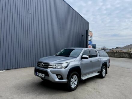 Тойота Хайлюкс 2018 в Киеве на Automoto.ua Серый Тойота Хайлюкс, объемом двигателя 2.4 л и пробегом 213 тыс. км за 29500 $, фото 1 на Automoto.ua