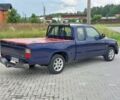 Синий Тойота Хайлюкс, объемом двигателя 2.5 л и пробегом 310 тыс. км за 2750 $, фото 1 на Automoto.ua