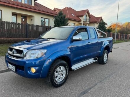 Синий Тойота Хайлюкс, объемом двигателя 2.5 л и пробегом 253 тыс. км за 3700 $, фото 1 на Automoto.ua