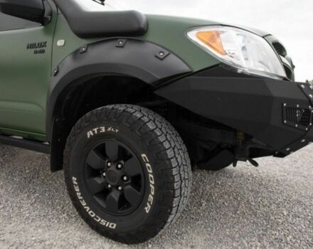 Зеленый Тойота Хайлюкс, объемом двигателя 2.5 л и пробегом 265 тыс. км за 4713 $, фото 2 на Automoto.ua