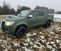 Зеленый Тойота Хайлюкс, объемом двигателя 2.5 л и пробегом 240 тыс. км за 4300 $, фото 1 на Automoto.ua