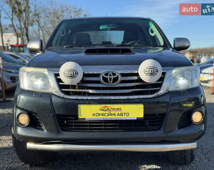 Зелений Тойота Хайлюкс, об'ємом двигуна 2.5 л та пробігом 349 тис. км за 17900 $, фото 4 на Automoto.ua