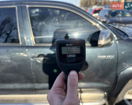 Зелений Тойота Хайлюкс, об'ємом двигуна 2.5 л та пробігом 349 тис. км за 17900 $, фото 23 на Automoto.ua