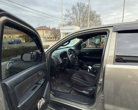 Зеленый Тойота Хайлюкс, объемом двигателя 2.4 л и пробегом 188 тыс. км за 24500 $, фото 12 на Automoto.ua