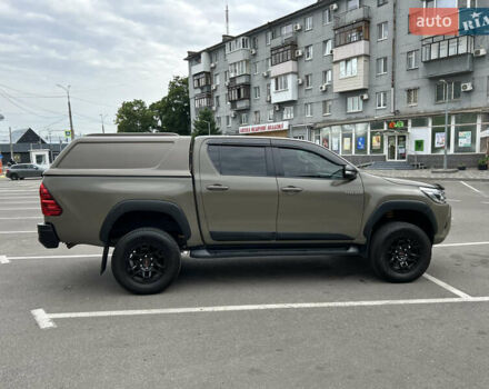 Зелений Тойота Хайлюкс, об'ємом двигуна 2.76 л та пробігом 157 тис. км за 27000 $, фото 5 на Automoto.ua
