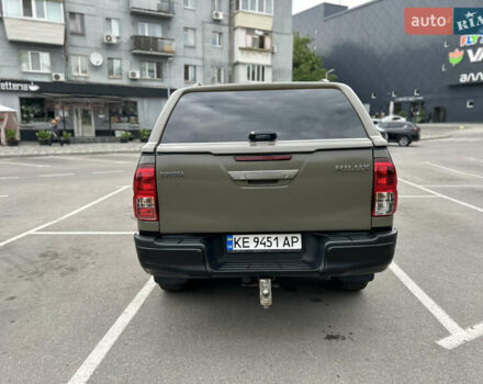 Зелений Тойота Хайлюкс, об'ємом двигуна 2.76 л та пробігом 157 тис. км за 27000 $, фото 6 на Automoto.ua