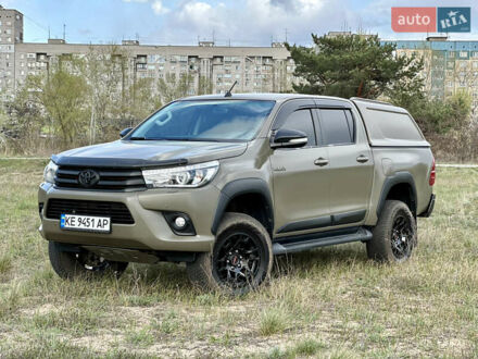 Тойота Хайлюкс 2016 в Днепре (Днепропетровске) на Automoto.ua Зеленый Тойота Хайлюкс, объемом двигателя 2.76 л и пробегом 157 тыс. км за 33333 $, фото 1 на Automoto.ua