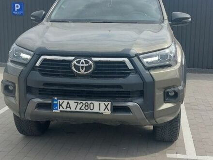 Зелений Тойота Хайлюкс, об'ємом двигуна 2.8 л та пробігом 27 тис. км за 48000 $, фото 1 на Automoto.ua