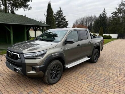 Тойота Хайлюкс 2022 у Львові на Automoto.ua Зелений Тойота Хайлюкс, об'ємом двигуна 2.8 л та пробігом 42 тис. км за 18900 $, фото 1 на Automoto.ua