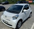 Белый Тойота АйКью, объемом двигателя 1 л и пробегом 200 тыс. км за 5500 $, фото 1 на Automoto.ua
