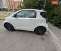 Белый Тойота АйКью, объемом двигателя 1 л и пробегом 179 тыс. км за 5000 $, фото 2 на Automoto.ua