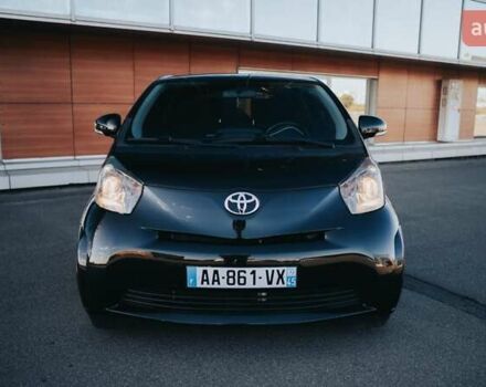 Черный Тойота АйКью, объемом двигателя 1 л и пробегом 34 тыс. км за 6000 $, фото 16 на Automoto.ua