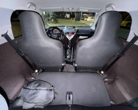 Черный Тойота АйКью, объемом двигателя 1 л и пробегом 34 тыс. км за 6036 $, фото 14 на Automoto.ua