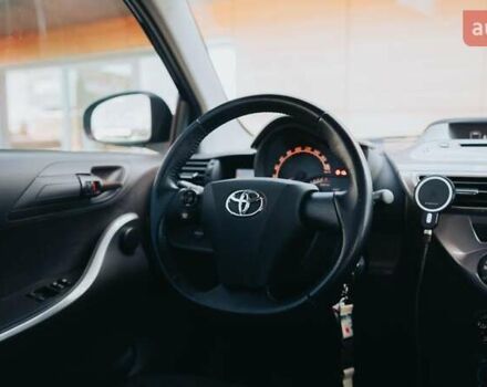 Черный Тойота АйКью, объемом двигателя 1 л и пробегом 34 тыс. км за 6000 $, фото 25 на Automoto.ua