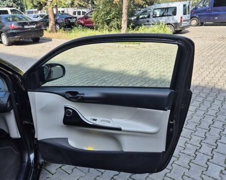 Черный Тойота АйКью, объемом двигателя 1.3 л и пробегом 149 тыс. км за 7500 $, фото 15 на Automoto.ua