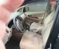 Чорний Тойота Інова, об'ємом двигуна 2.69 л та пробігом 213 тис. км за 7700 $, фото 6 на Automoto.ua