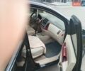 Чорний Тойота Інова, об'ємом двигуна 2.69 л та пробігом 213 тис. км за 7700 $, фото 5 на Automoto.ua