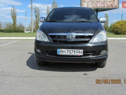 Черный Тойота Инова, объемом двигателя 2.69 л и пробегом 257 тыс. км за 6800 $, фото 1 на Automoto.ua