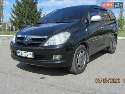 Чорний Тойота Інова, об'ємом двигуна 2.69 л та пробігом 257 тис. км за 6800 $, фото 1 на Automoto.ua