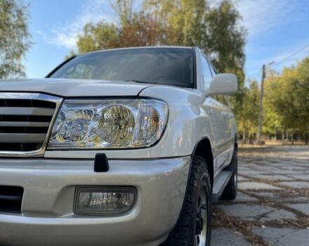 Білий Тойота Ленд Крузер 100, об'ємом двигуна 4.5 л та пробігом 330 тис. км за 15000 $, фото 12 на Automoto.ua