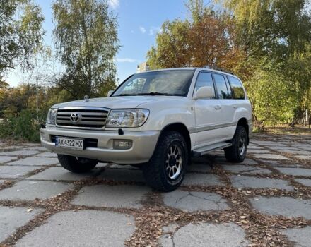 Білий Тойота Ленд Крузер 100, об'ємом двигуна 4.5 л та пробігом 330 тис. км за 15000 $, фото 3 на Automoto.ua
