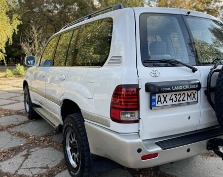Білий Тойота Ленд Крузер 100, об'ємом двигуна 4.5 л та пробігом 330 тис. км за 15000 $, фото 6 на Automoto.ua
