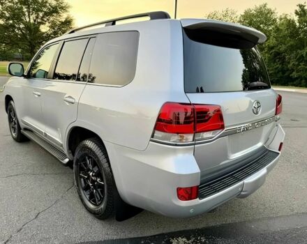 Белый Тойота Ленд Крузер 100, объемом двигателя 5.7 л и пробегом 59 тыс. км за 22000 $, фото 6 на Automoto.ua