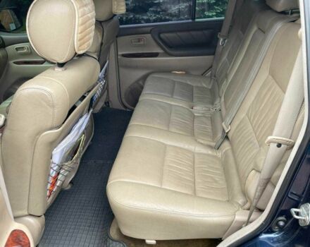 Белый Тойота Ленд Крузер 100, объемом двигателя 2.5 л и пробегом 683 тыс. км за 9550 $, фото 8 на Automoto.ua