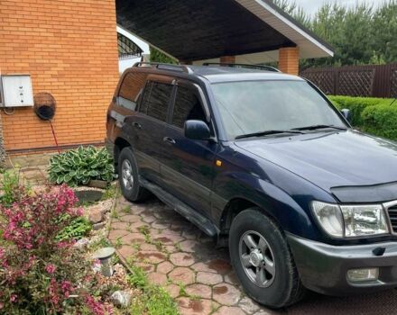 Белый Тойота Ленд Крузер 100, объемом двигателя 2.5 л и пробегом 683 тыс. км за 9550 $, фото 4 на Automoto.ua