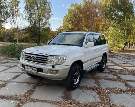 Білий Тойота Ленд Крузер 100, об'ємом двигуна 4.5 л та пробігом 330 тис. км за 15000 $, фото 1 на Automoto.ua