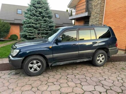 Тойота Ленд Крузер 100 2021 в Киеве на Automoto.ua Белый Тойота Ленд Крузер 100, объемом двигателя 2.5 л и пробегом 683 тыс. км за 9550 $, фото 1 на Automoto.ua