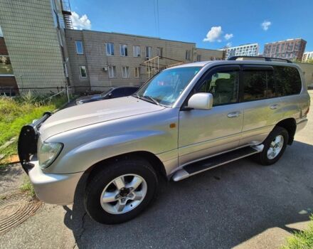 Бежевый Тойота Ленд Крузер 100, объемом двигателя 4.7 л и пробегом 360 тыс. км за 13600 $, фото 1 на Automoto.ua