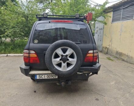 Черный Тойота Ленд Крузер 100, объемом двигателя 4.7 л и пробегом 300 тыс. км за 6000 $, фото 3 на Automoto.ua