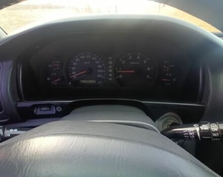 Черный Тойота Ленд Крузер 100, объемом двигателя 4.7 л и пробегом 442 тыс. км за 10000 $, фото 3 на Automoto.ua