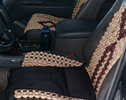 Черный Тойота Ленд Крузер 100, объемом двигателя 4.7 л и пробегом 442 тыс. км за 10000 $, фото 8 на Automoto.ua