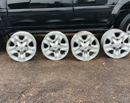 Черный Тойота Ленд Крузер 100, объемом двигателя 4.7 л и пробегом 442 тыс. км за 10000 $, фото 13 на Automoto.ua