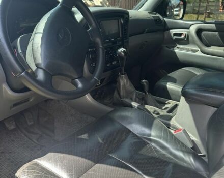 Чорний Тойота Ленд Крузер 100, об'ємом двигуна 4.2 л та пробігом 200 тис. км за 17500 $, фото 1 на Automoto.ua