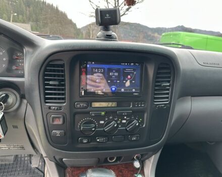 Чорний Тойота Ленд Крузер 100, об'ємом двигуна 4.7 л та пробігом 320 тис. км за 20500 $, фото 8 на Automoto.ua