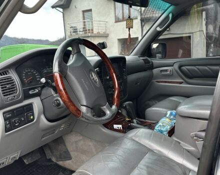 Чорний Тойота Ленд Крузер 100, об'ємом двигуна 4.7 л та пробігом 320 тис. км за 20500 $, фото 6 на Automoto.ua