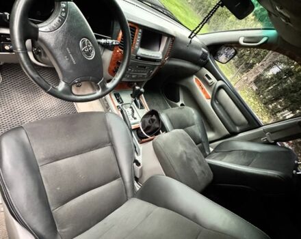 Чорний Тойота Ленд Крузер 100, об'ємом двигуна 4.7 л та пробігом 390 тис. км за 16750 $, фото 4 на Automoto.ua