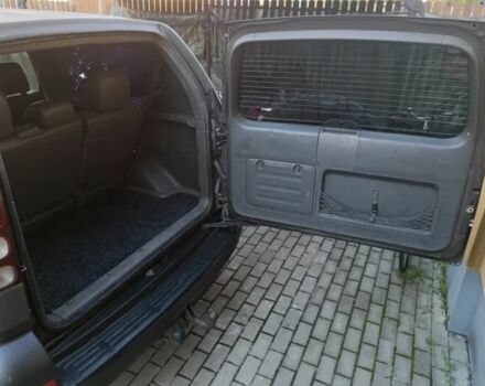 Чорний Тойота Ленд Крузер 100, об'ємом двигуна 3 л та пробігом 230 тис. км за 4100 $, фото 6 на Automoto.ua