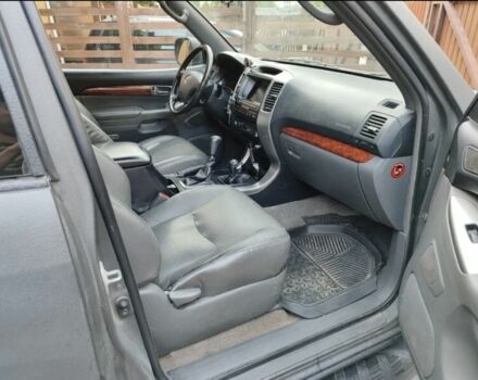 Чорний Тойота Ленд Крузер 100, об'ємом двигуна 3 л та пробігом 230 тис. км за 4100 $, фото 9 на Automoto.ua