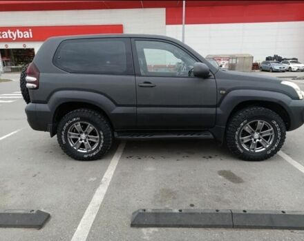 Чорний Тойота Ленд Крузер 100, об'ємом двигуна 3 л та пробігом 230 тис. км за 4100 $, фото 2 на Automoto.ua