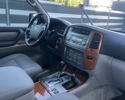 Черный Тойота Ленд Крузер 100, объемом двигателя 4.7 л и пробегом 392 тыс. км за 17000 $, фото 3 на Automoto.ua