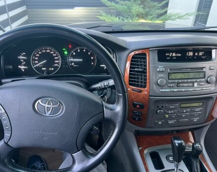 Черный Тойота Ленд Крузер 100, объемом двигателя 4.7 л и пробегом 392 тыс. км за 17000 $, фото 10 на Automoto.ua