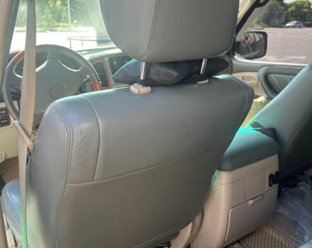 Черный Тойота Ленд Крузер 100, объемом двигателя 4.5 л и пробегом 341 тыс. км за 13499 $, фото 10 на Automoto.ua