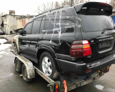 Черный Тойота Ленд Крузер 100, объемом двигателя 4.7 л и пробегом 10 тыс. км за 2500 $, фото 1 на Automoto.ua