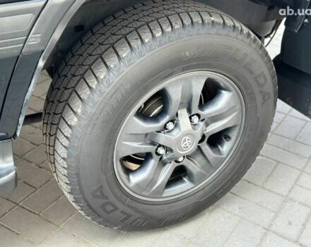 Черный Тойота Ленд Крузер 100, объемом двигателя 4.5 л и пробегом 276 тыс. км за 13990 $, фото 1 на Automoto.ua